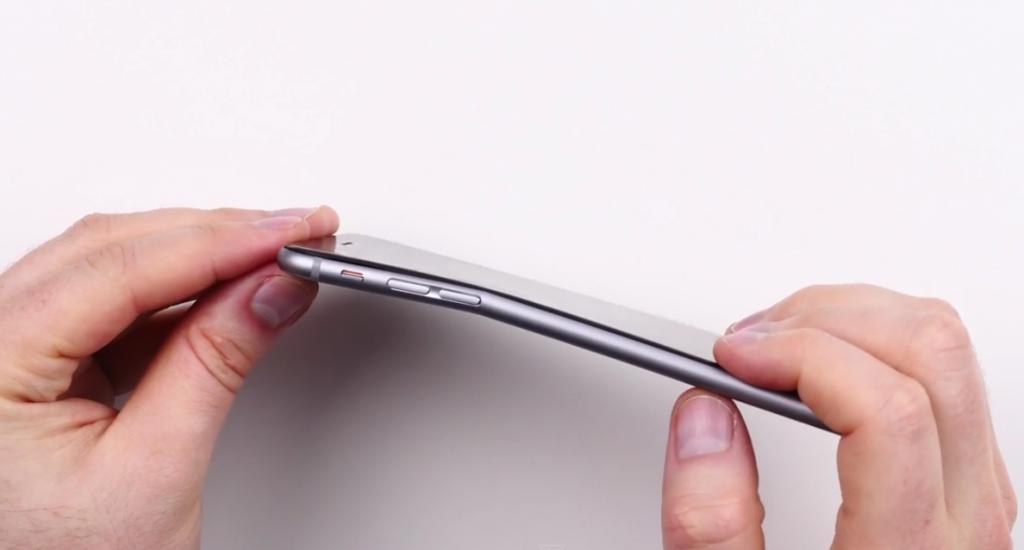 iPhone-6-Plus-doesnt-pass-the-bend-test