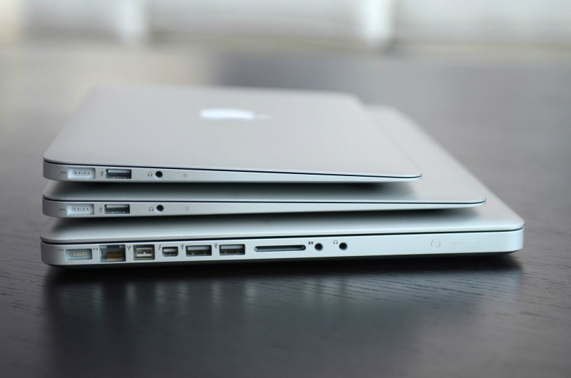 Poza cu Macbook Air 12 inch