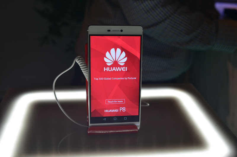 huawei p8 informatii oficiale
