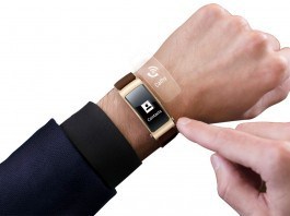 Huawei a lansat TalkBand B3, o brătară inteligentă Huawei TalkTalkBand B3 2