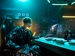 Acer prezintă noile laptopuri performante de gaming Predator Triton 17 X și Predator Helios Neo 16