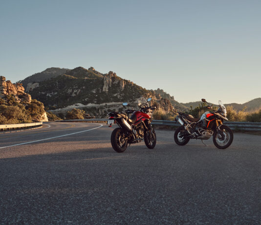 Descoperiți noua generație a motocicletelor de aventură: Triumph Motorcycles lansează în România noile modele Tiger 900 pentru 2024