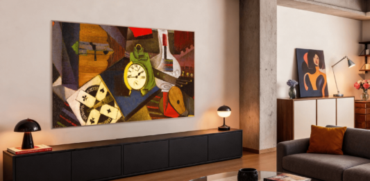 TCL extinde portofoliul european de produse pentru 2026 cu televizoare SQD‑Mini LED, sisteme audio imersive, monitoare de gaming și dispozitive mobile conectate